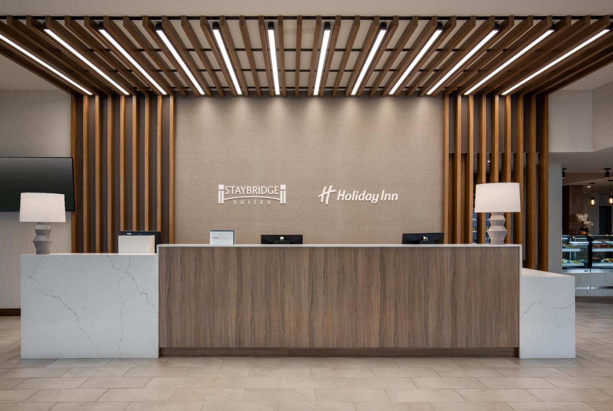 Holiday Inn Hotel & Suites St.Catharines-Niagara By Ihg Sainte-Catherine Exteriér fotografie